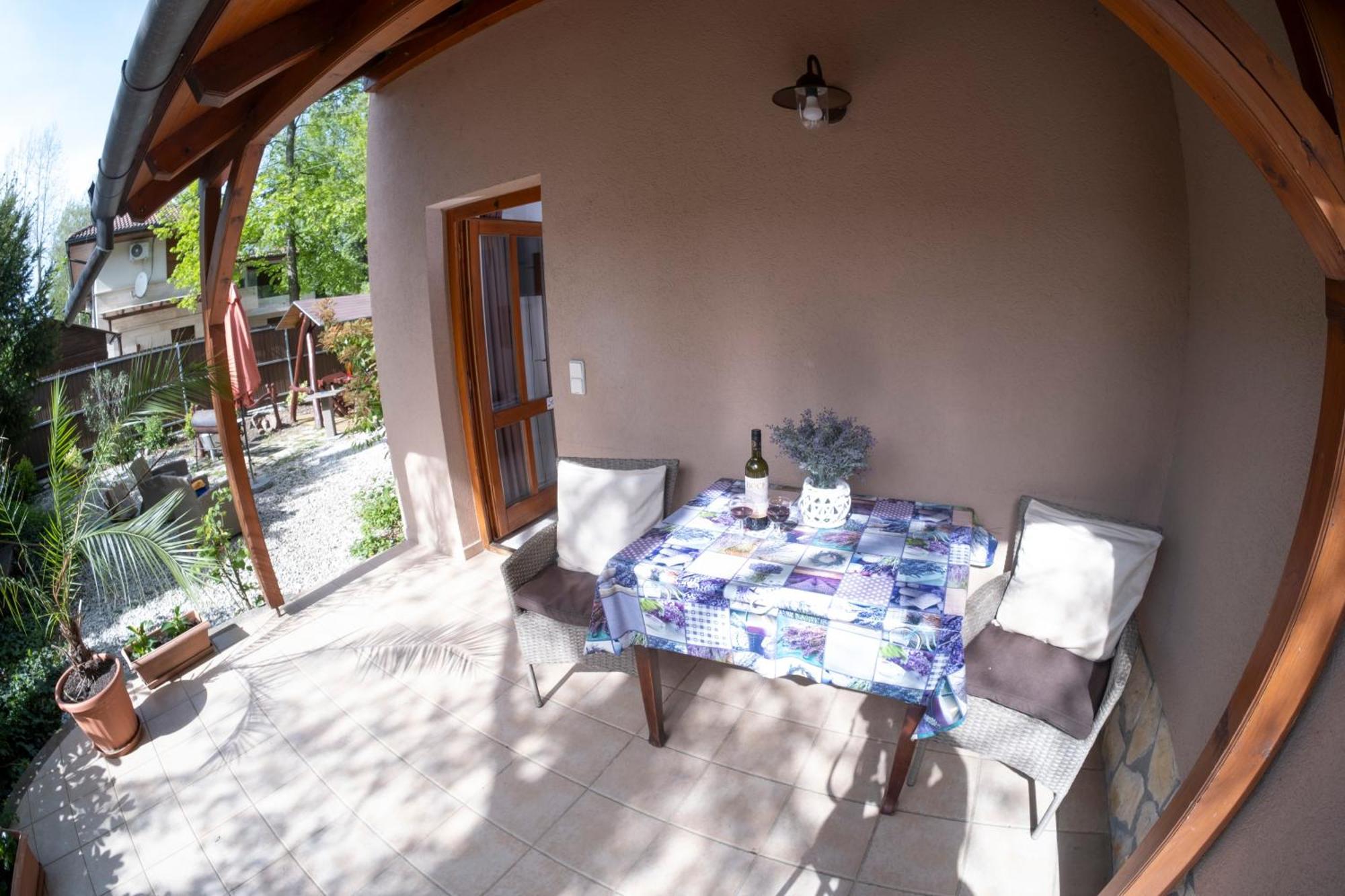 Vicze Apartmanhaz Siófok Exteriör bild