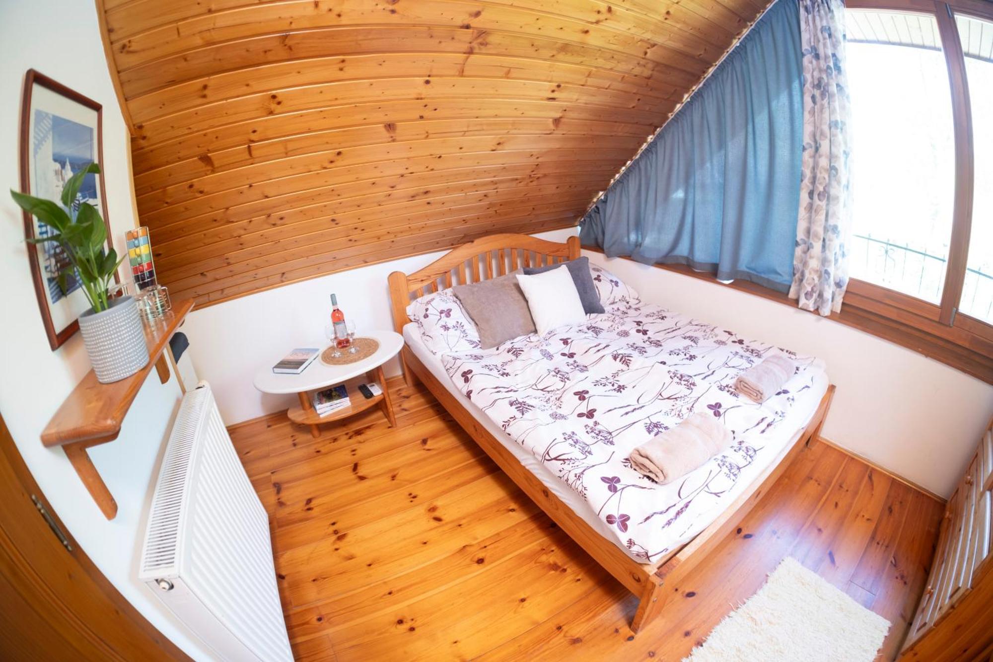 Vicze Apartmanhaz Siófok Exteriör bild