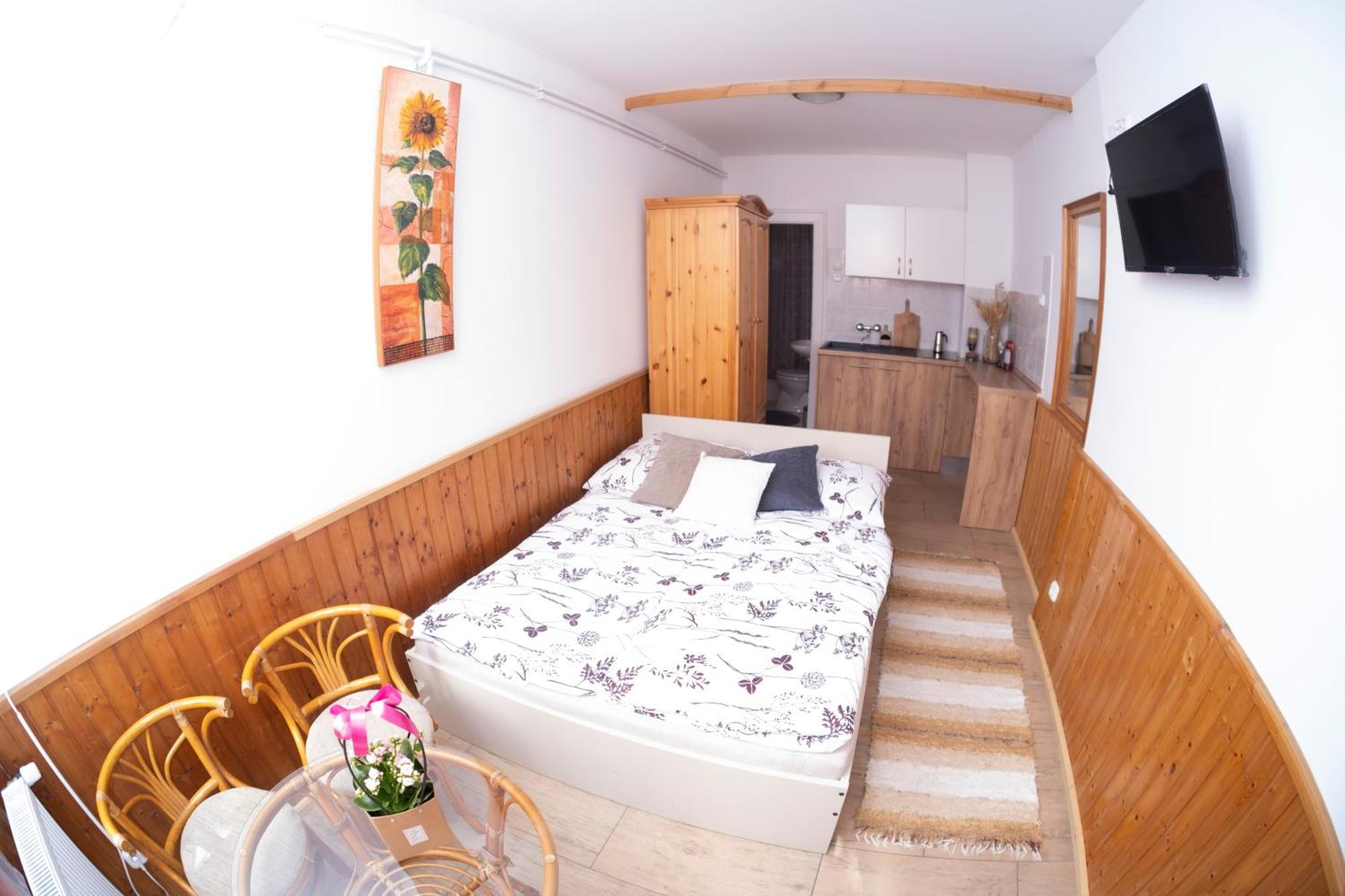 Vicze Apartmanhaz Siófok Exteriör bild